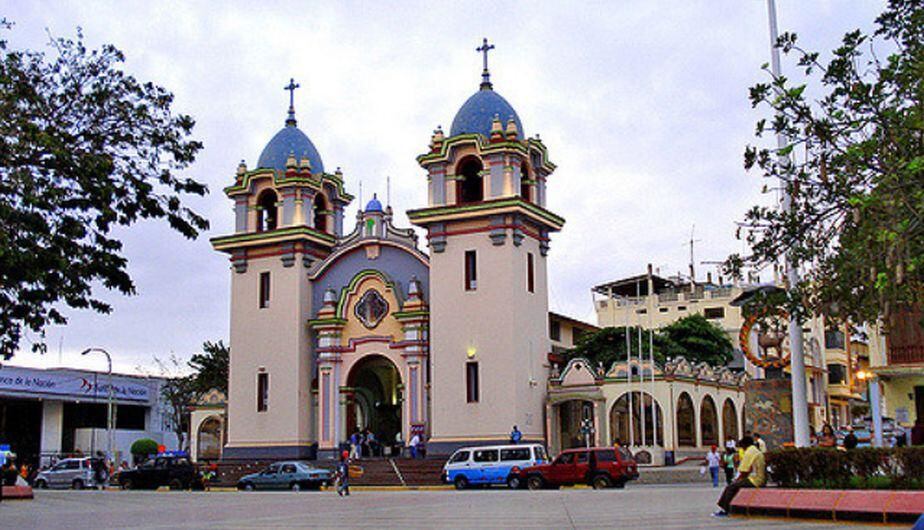 Catedral de Tumbes. Una pintoresca iglesia ubicada en la plaza principal de la ciudad. (Foto: Flickr/Eduardo Dios)